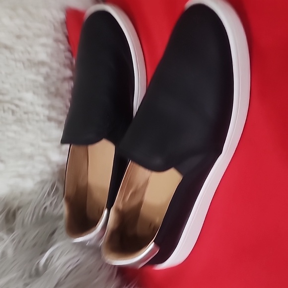 UGG Cas Black Slip-On Sneakers - Picture 3 of 9